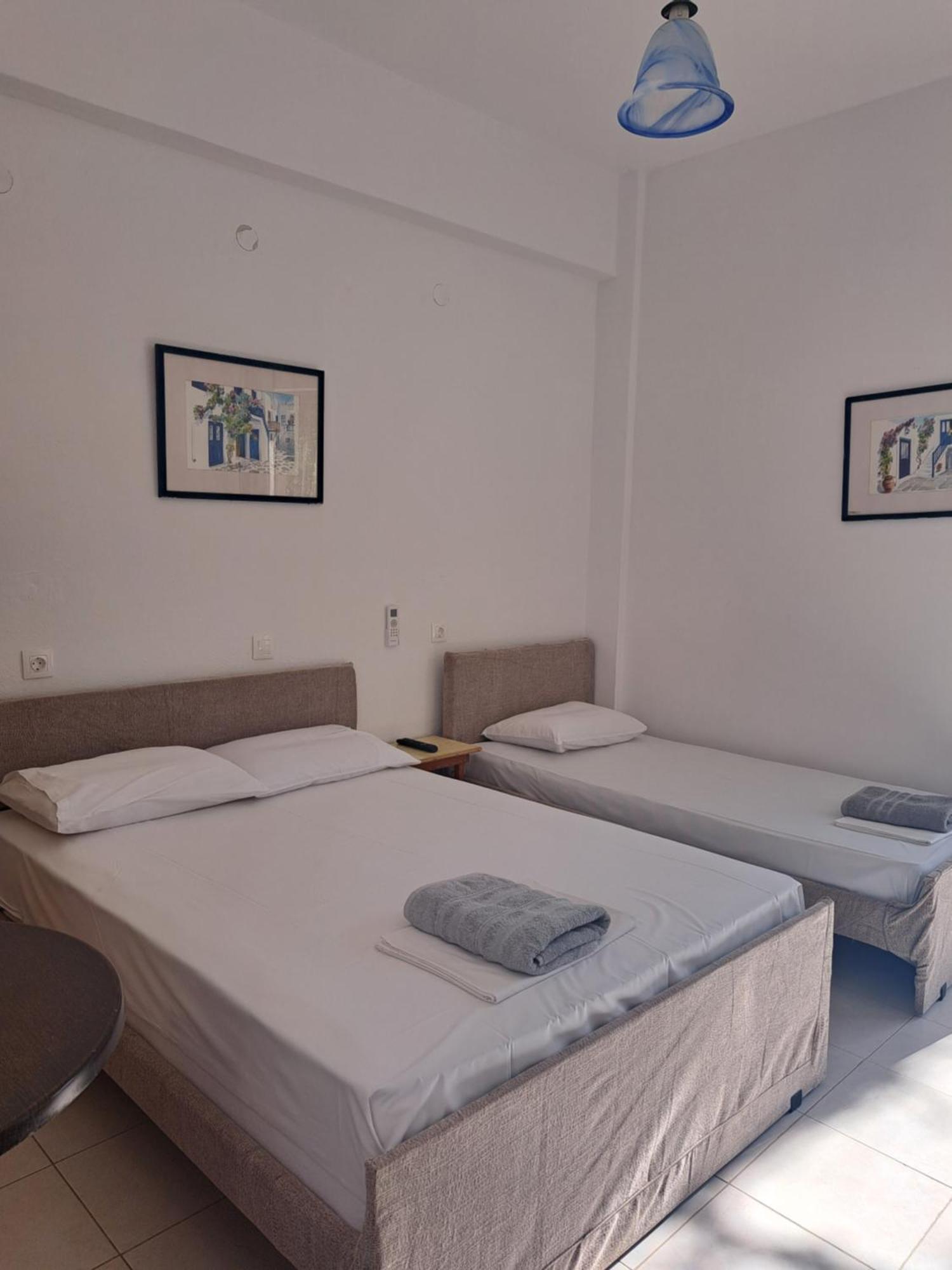 Studios Mona Agios Georgios  Exteriér fotografie